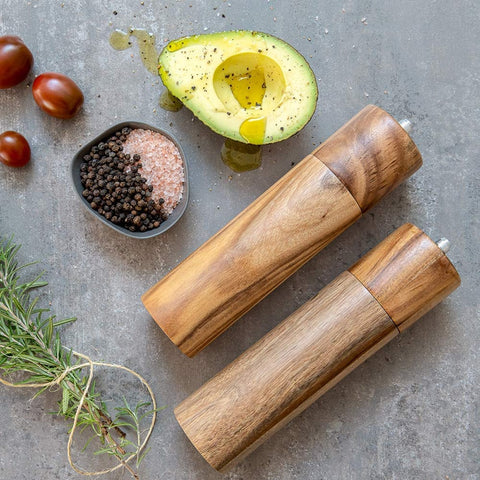 Wooden Salt & Pepper Mills Wooden Salt & Pepper Mills