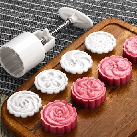 5Pcs/Set Flower Shape Moon Cake Cutter Mold 4 Stamps Pastry Hand Pressing Cookie  Set Mid-Autumn Festival Mooncakes Tools 5Pcs/Set Flower Shape Moon Cake Cutter Mold 4 Stamps Pastry Hand Pressing Cookie  Set Mid-Autumn Festival Mooncakes Tools